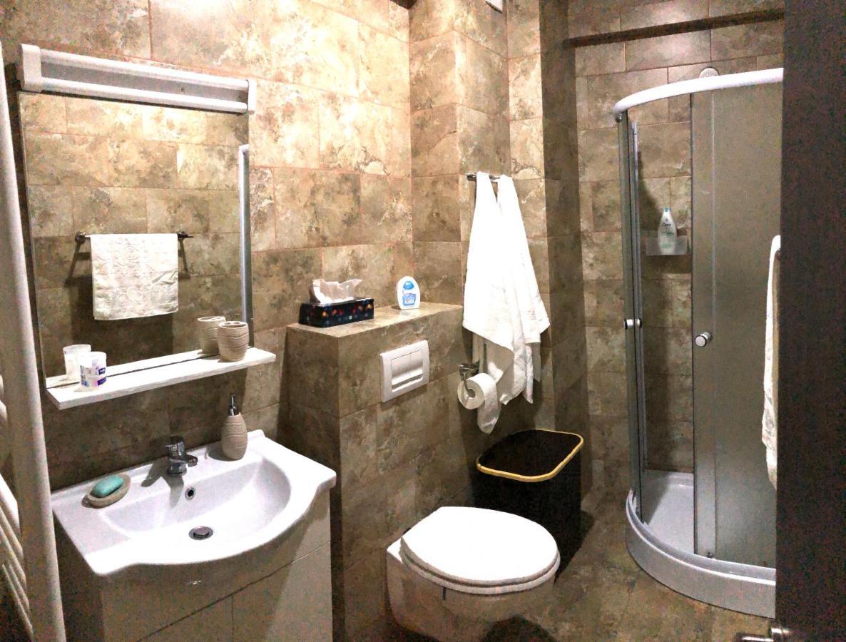 Lotus Northsea Apartment Mamaia Exterior photo