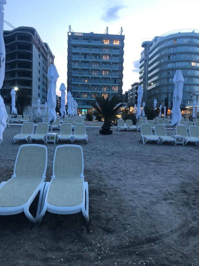 Lotus Northsea Apartment Mamaia Exterior photo